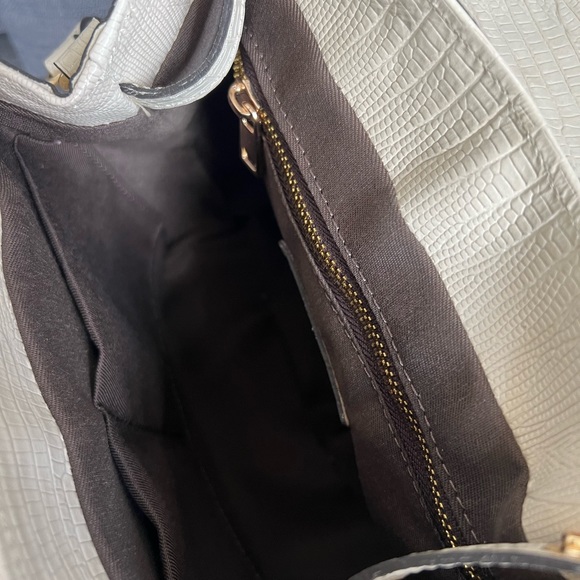 NWT DIVINA FIRENZE CONVERTIBLE BACKPACK SHOULDER BAG - Picture 8 of 10